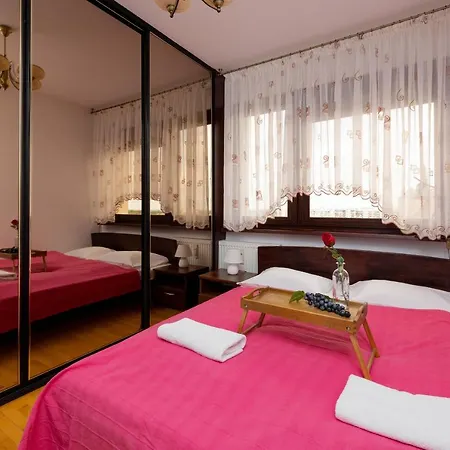 11th Floor & Sea View Budowlana By Renters Lägenhet